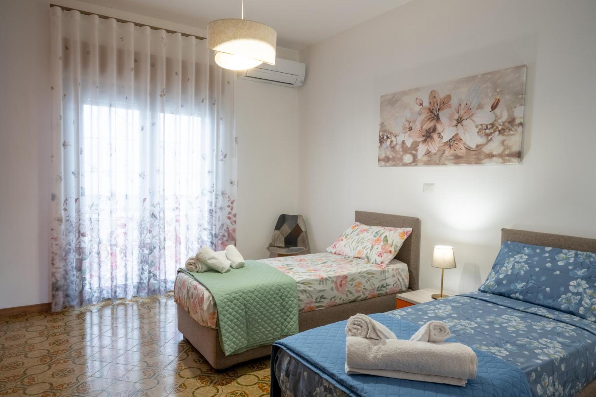 B&B Benvenuti Al Centro Caserta Esterno foto